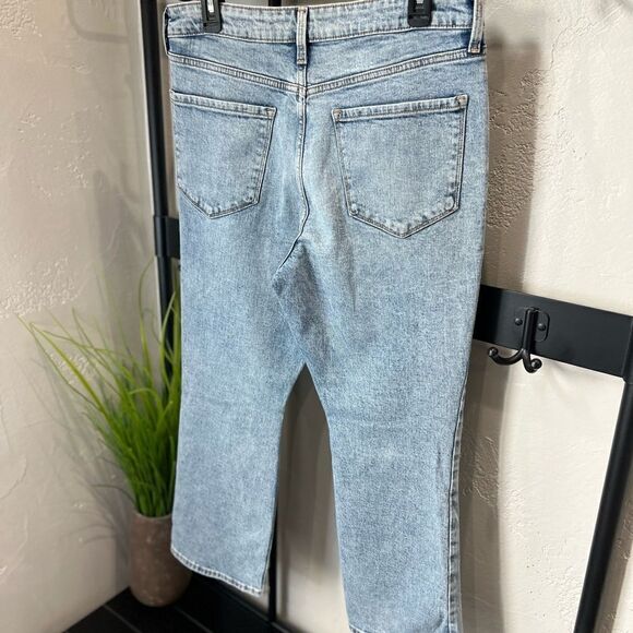Old Navy flare ankle high rise jeans size 12 - Picture 5 of 14